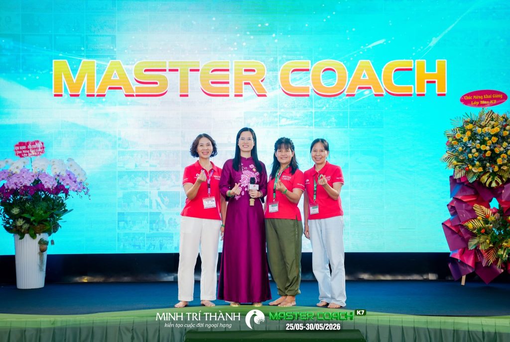 Minh Trí Thành và cô Lanh đồng hành cùng gia đình