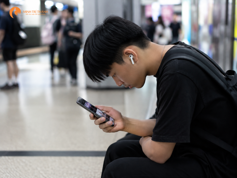 nguyên nhân nghiện tiktok