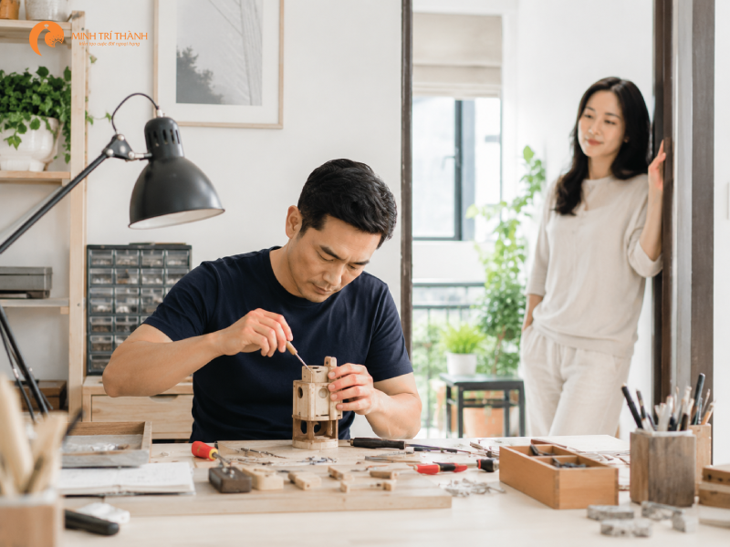 tâm lý đàn ông khi im lặng theo từng bối cảnh
