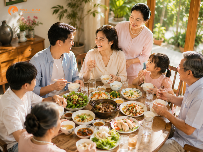 vì sao mẹ chồng đối xử tốt với con dâu